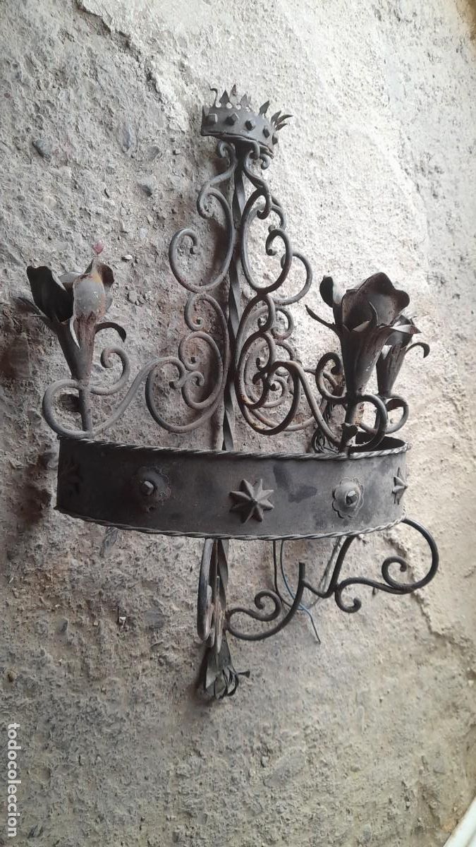 Vintage: Antigua l&aacute;mpara echa a mano de forja para pared - Foto 1