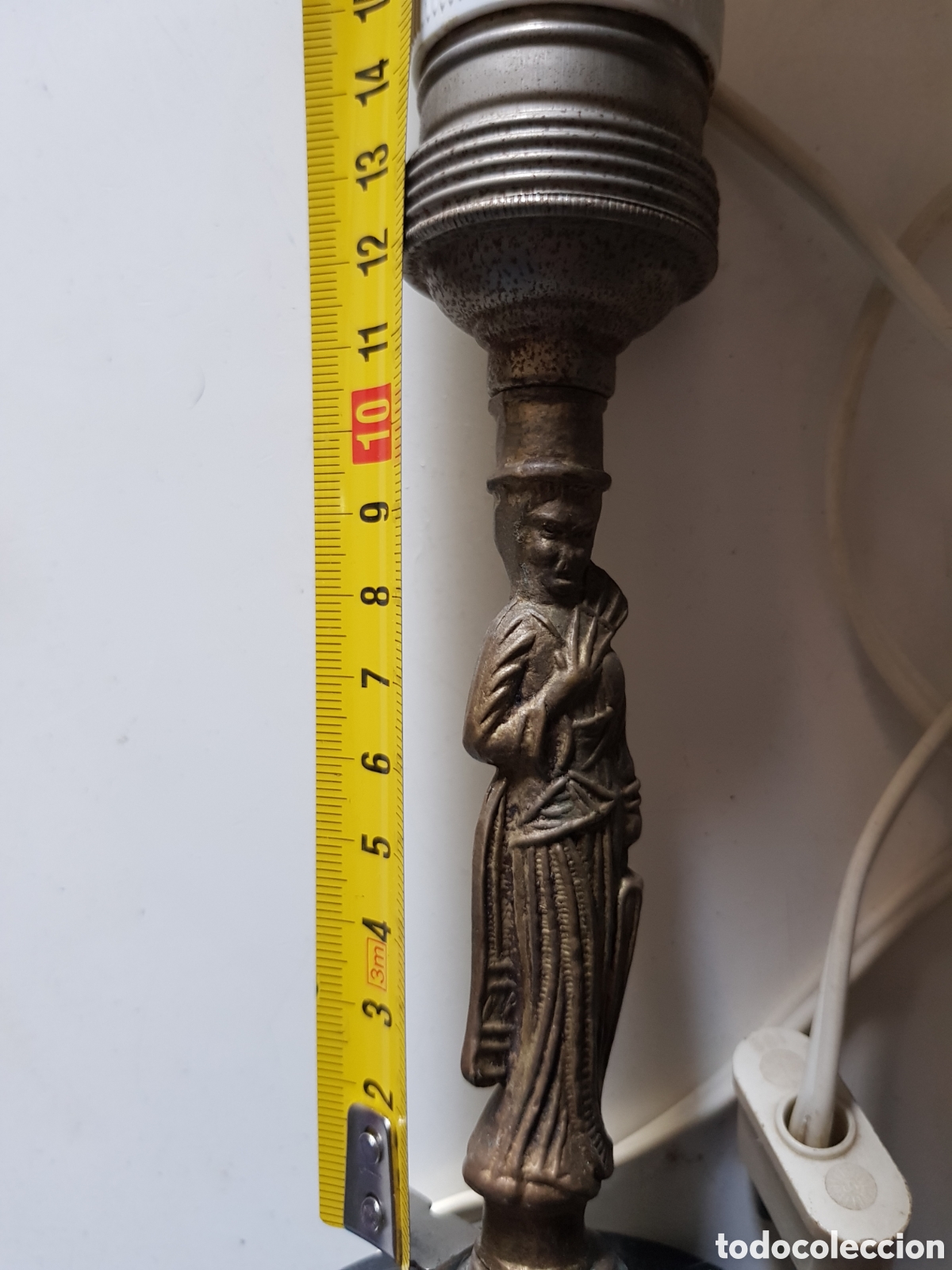 Vintage: Peque&ntilde;a l&aacute;mpara de bronce para sobremesa. - Foto 9