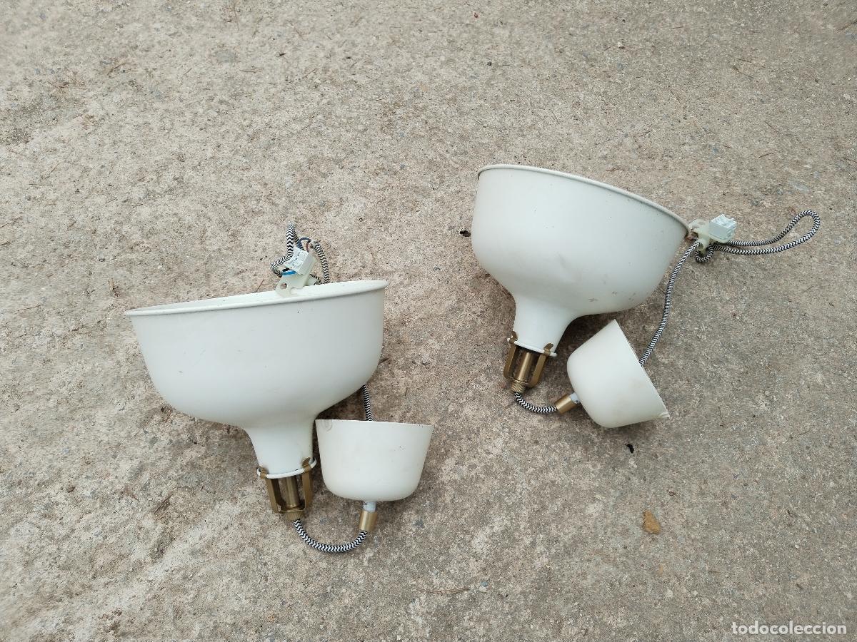 Vintage: 2 lamparas de techo blancas de metal - Foto 4