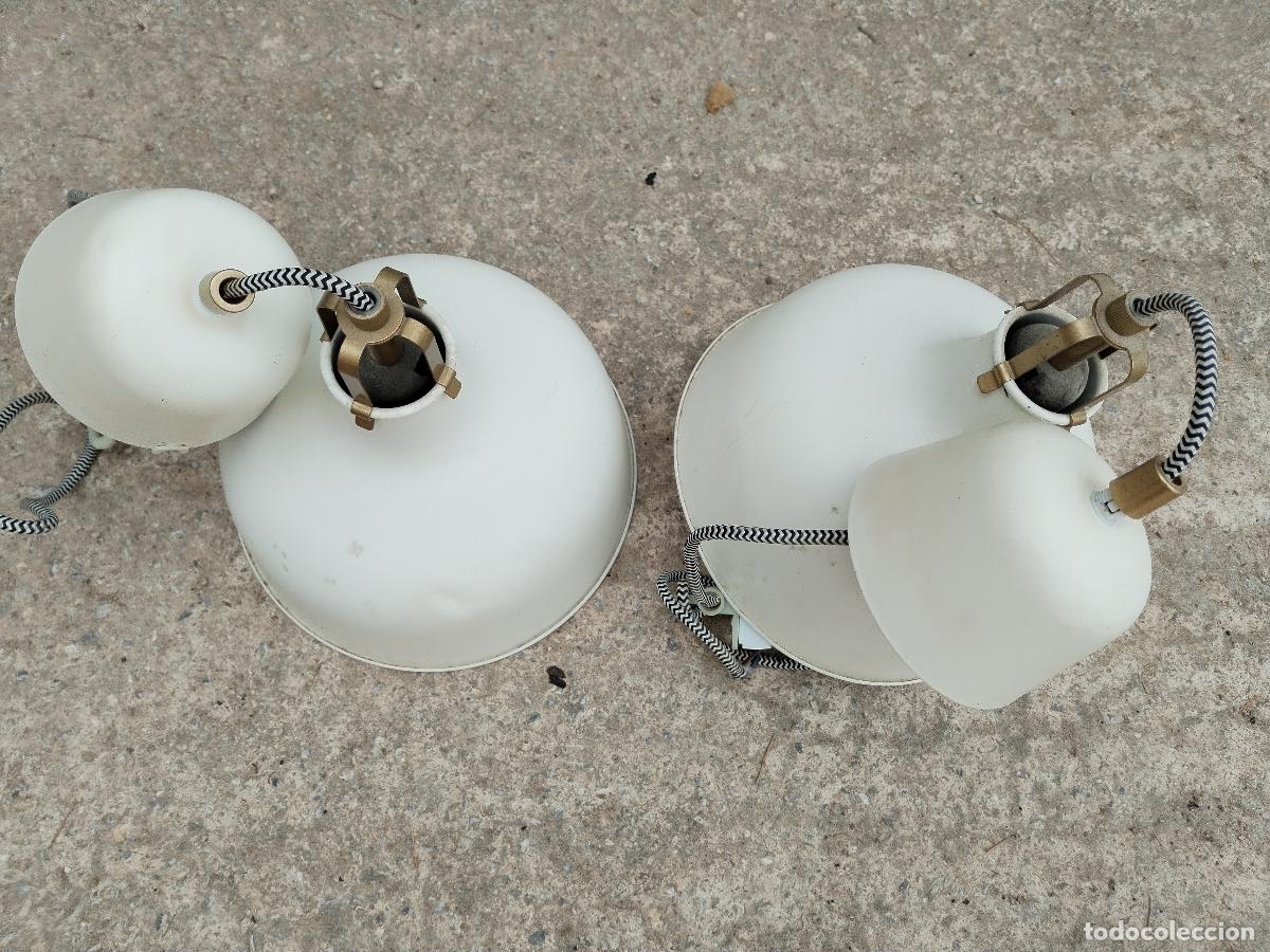 Vintage: 2 lamparas de techo blancas de metal - Foto 7