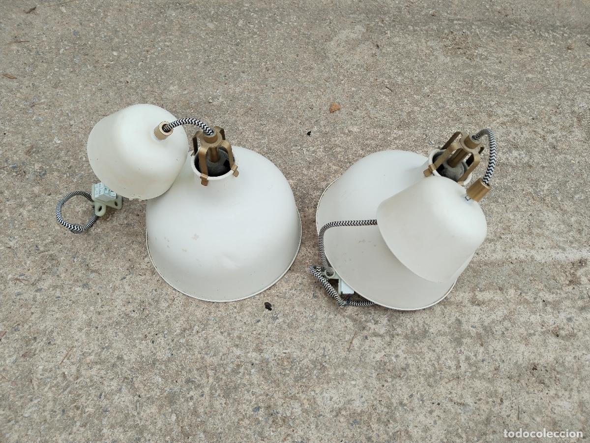 Vintage: 2 lamparas de techo blancas de metal - Foto 9