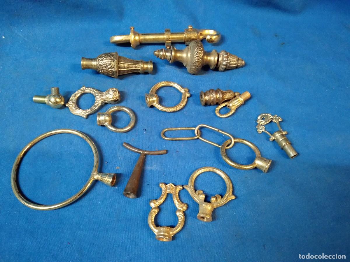 Vintage: GRAN LOTE DE DESPIECE L&Aacute;MPARAS COLGAR - Foto 1