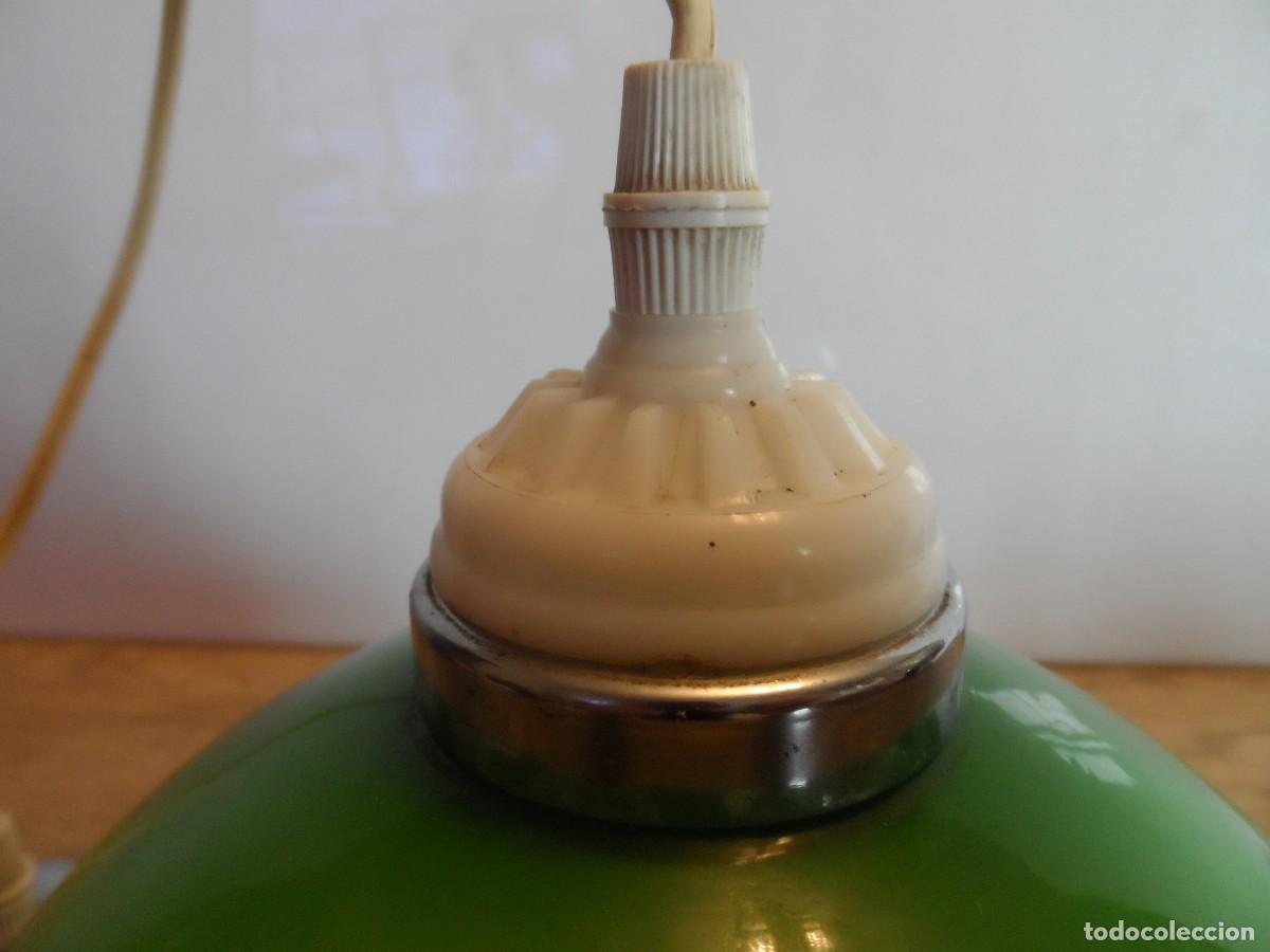 Vintage: LAMPARA DE DE TECHO DE OPALINA VERDE A&Ntilde;OS 60-70 - Foto 3