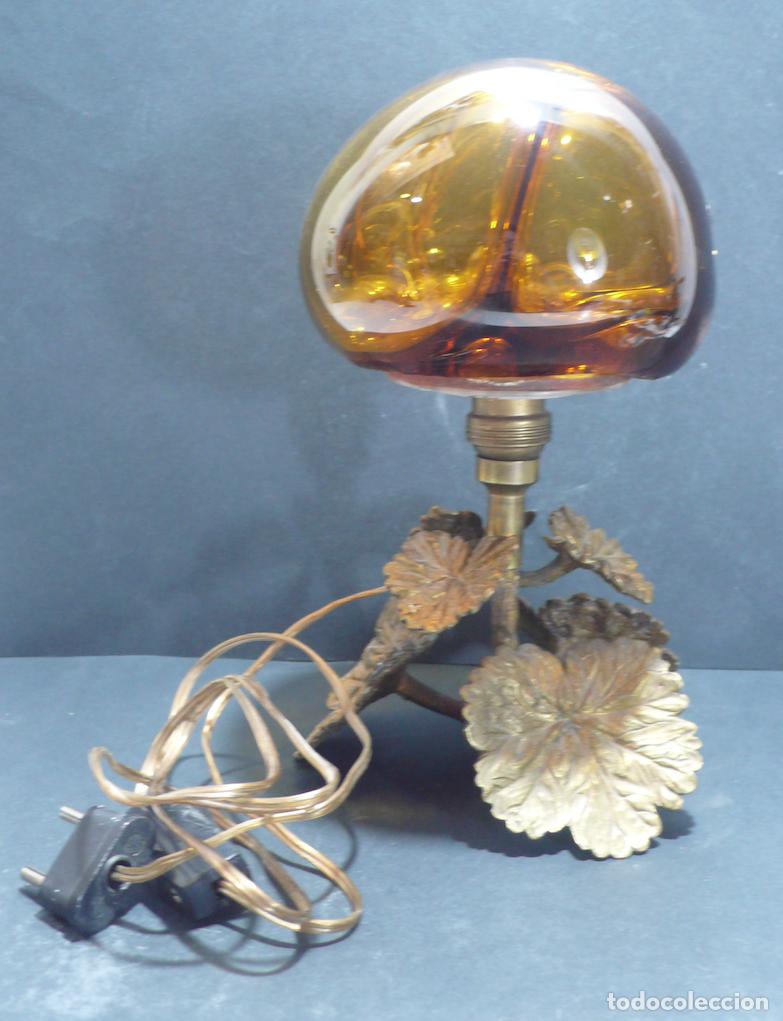 Vintage: PEQUE&Ntilde;A LAMPARA DE MESA - Foto 1