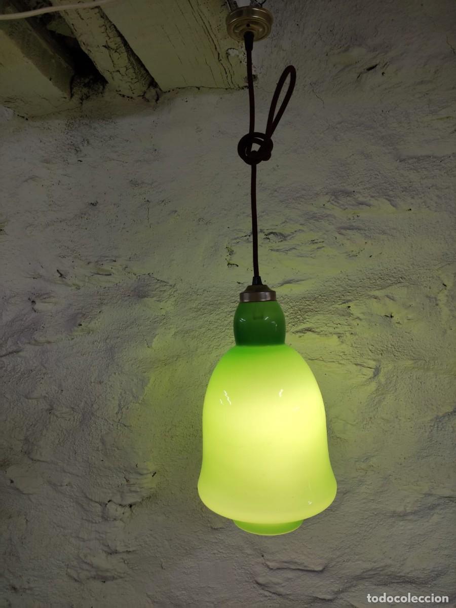 Vintage: L&aacute;mpara techo cristal opalina verde - Foto 3
