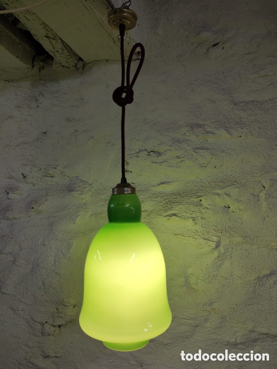 Vintage: L&aacute;mpara opalina verde - Foto 3