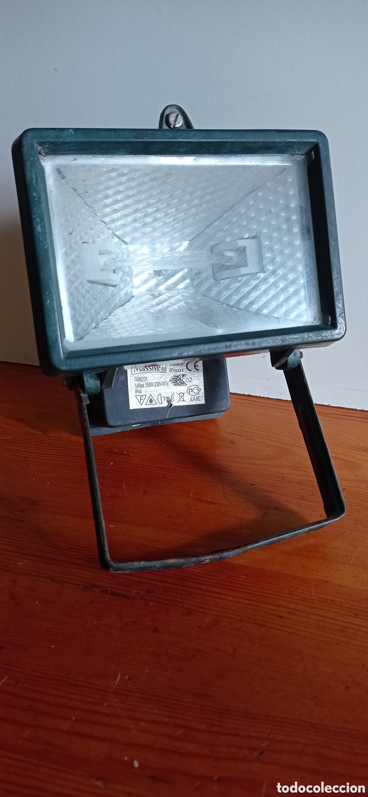 Vintage: FOCO / PARA EXTERIOR / MARCA MASSIVE - 150 W / COMPLETO - Foto 1