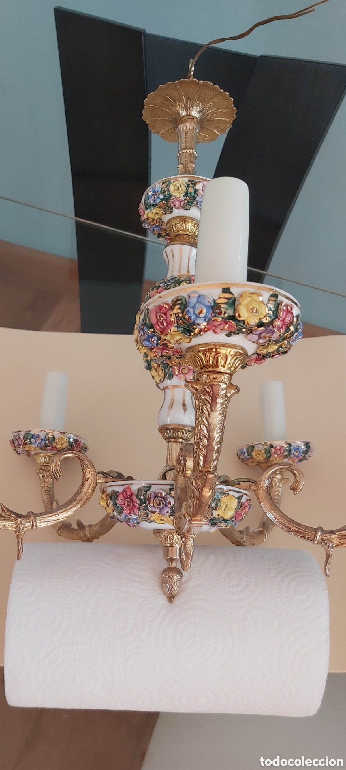 Vintage: L&aacute;mpara Ara&ntilde;a en porcelana y bronce pintada a mano