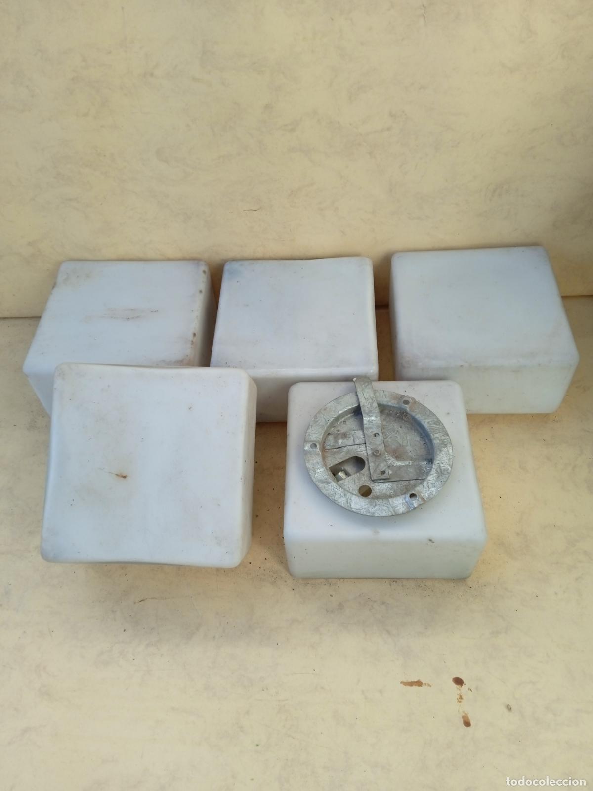 Vintage: CINCO PLAFONES O APLIQUES DE TECHO - Foto 1