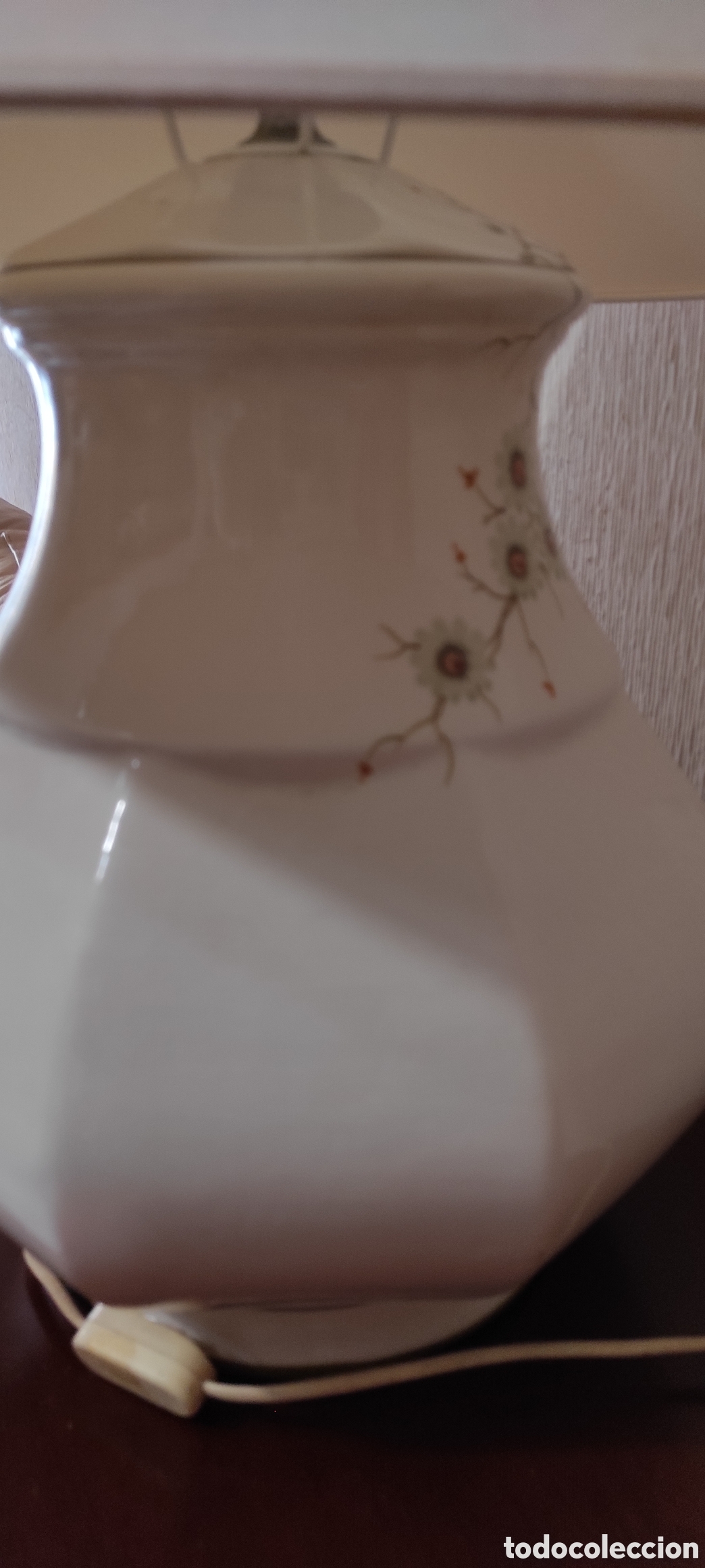 Vintage: L&aacute;mpara de porcelana y tulipa - Foto 6