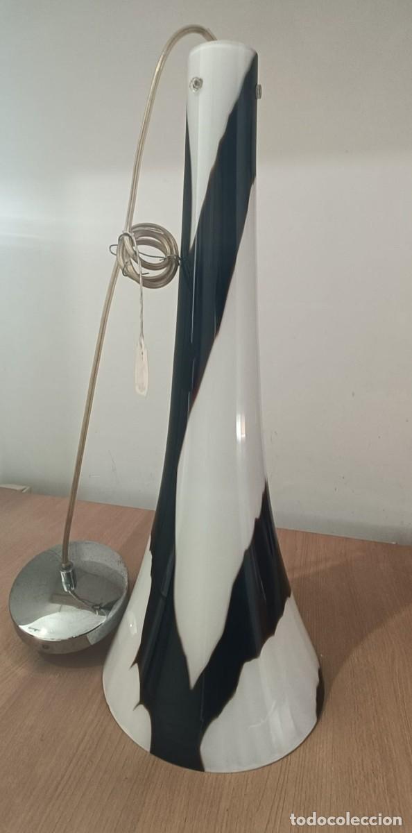 Vintage: L&aacute;mpara Schuller de techo con pantalla opalina blanco y marr&oacute;n - Foto 9
