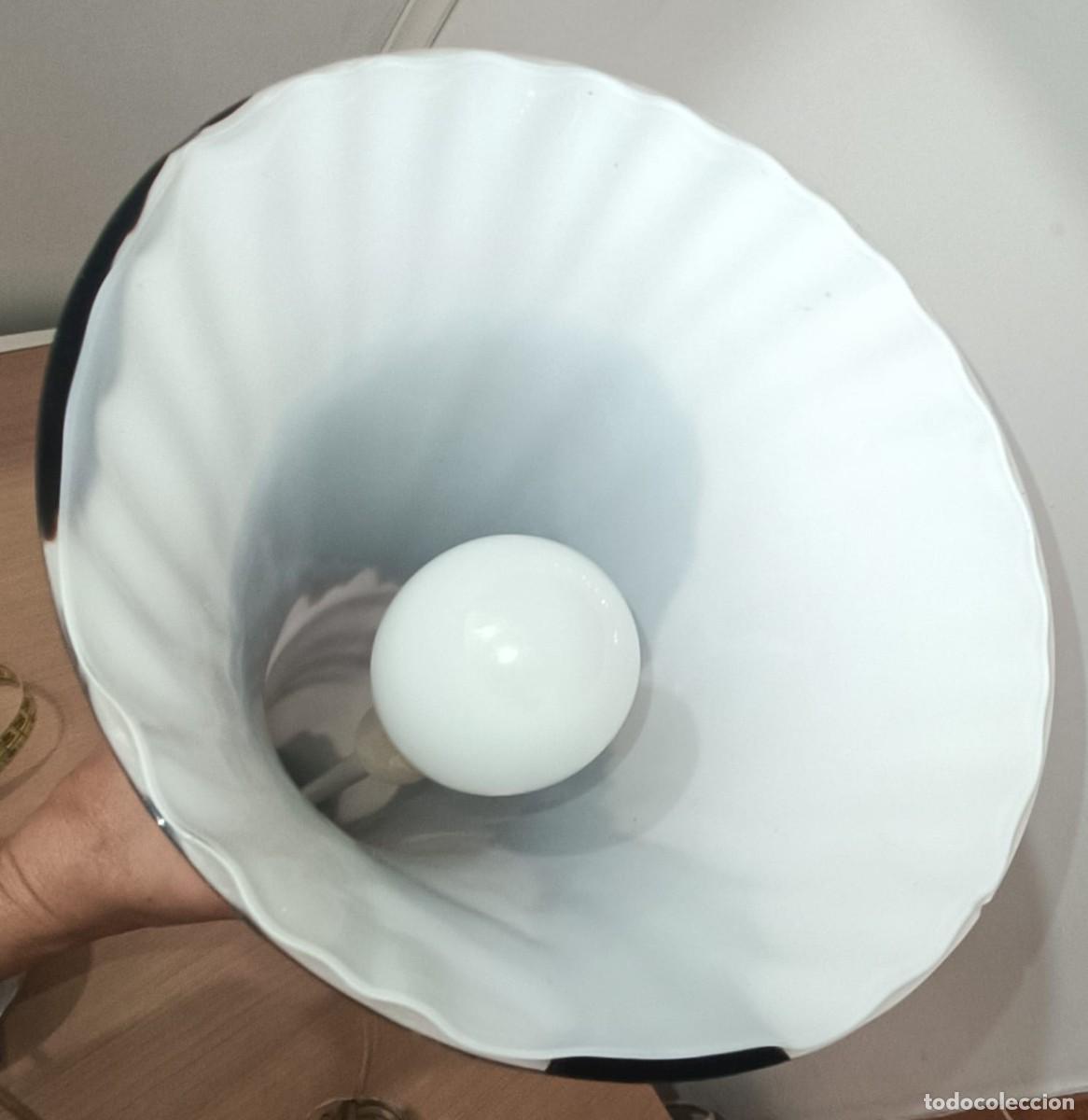 Vintage: L&aacute;mpara Schuller de techo con pantalla opalina blanco y marr&oacute;n - Foto 1