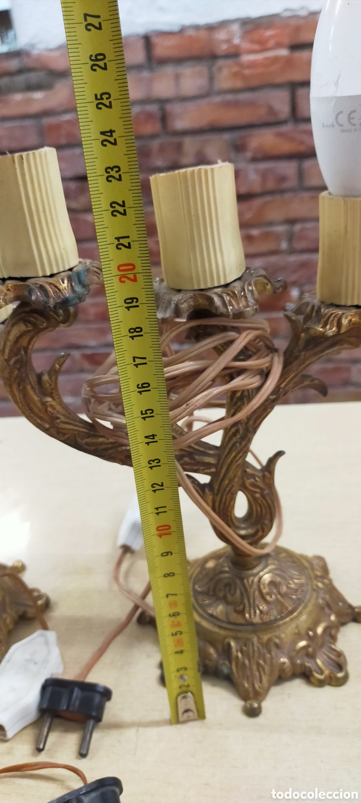 Vintage: 2 candelabros bronce, antiguos - Foto 5