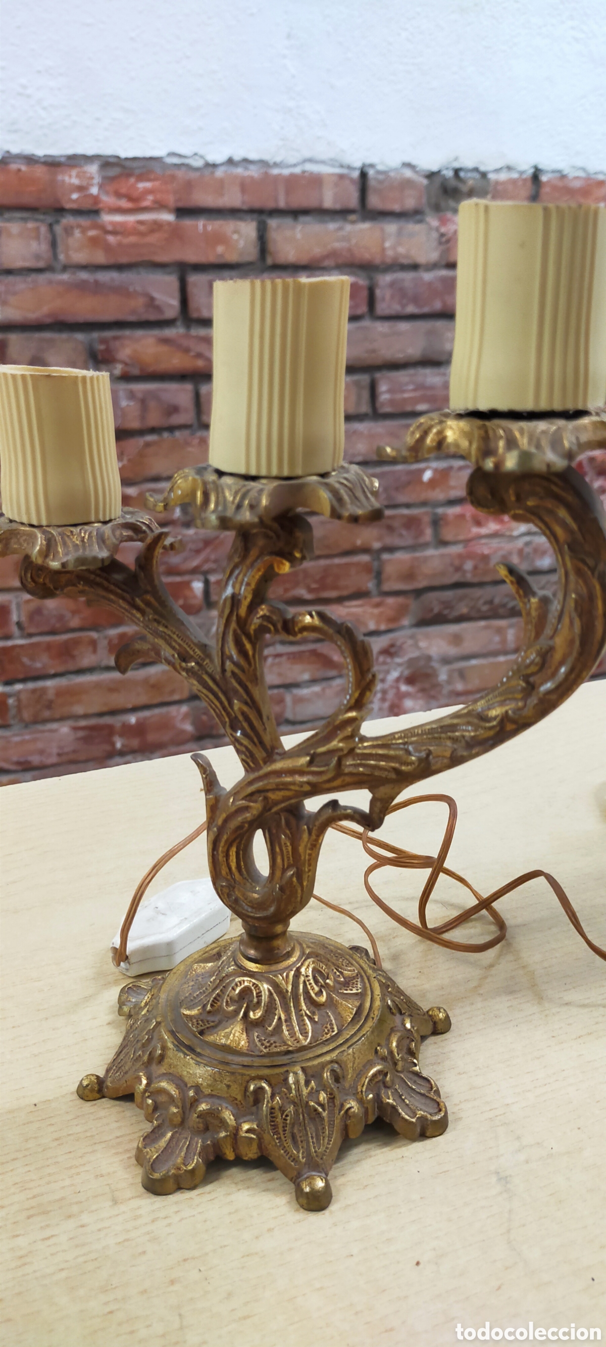 Vintage: 2 candelabros bronce, antiguos - Foto 8