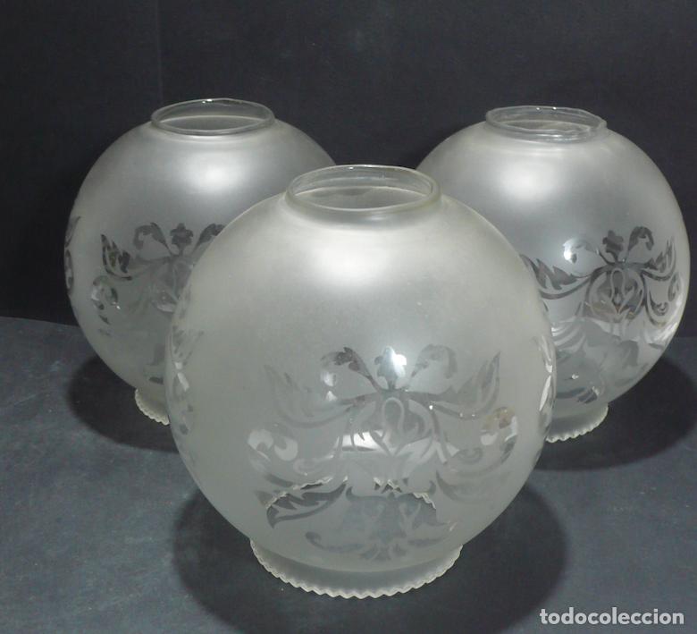 Vintage: TRES TULIPAS DE CRISTAL - Foto 1