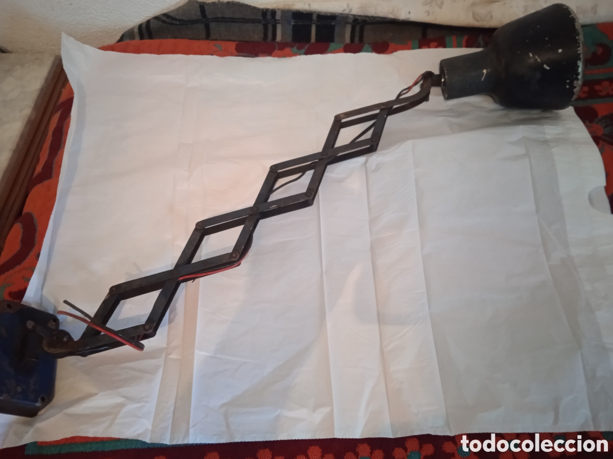Vintage: Flexo Acorde&oacute;n antiguo de hierro , para restaurar - Foto 4
