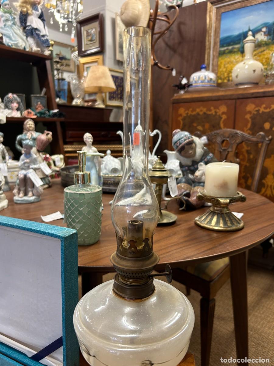 Vintage: Antiguo quinqu&eacute; de cristal soplado - Foto 2
