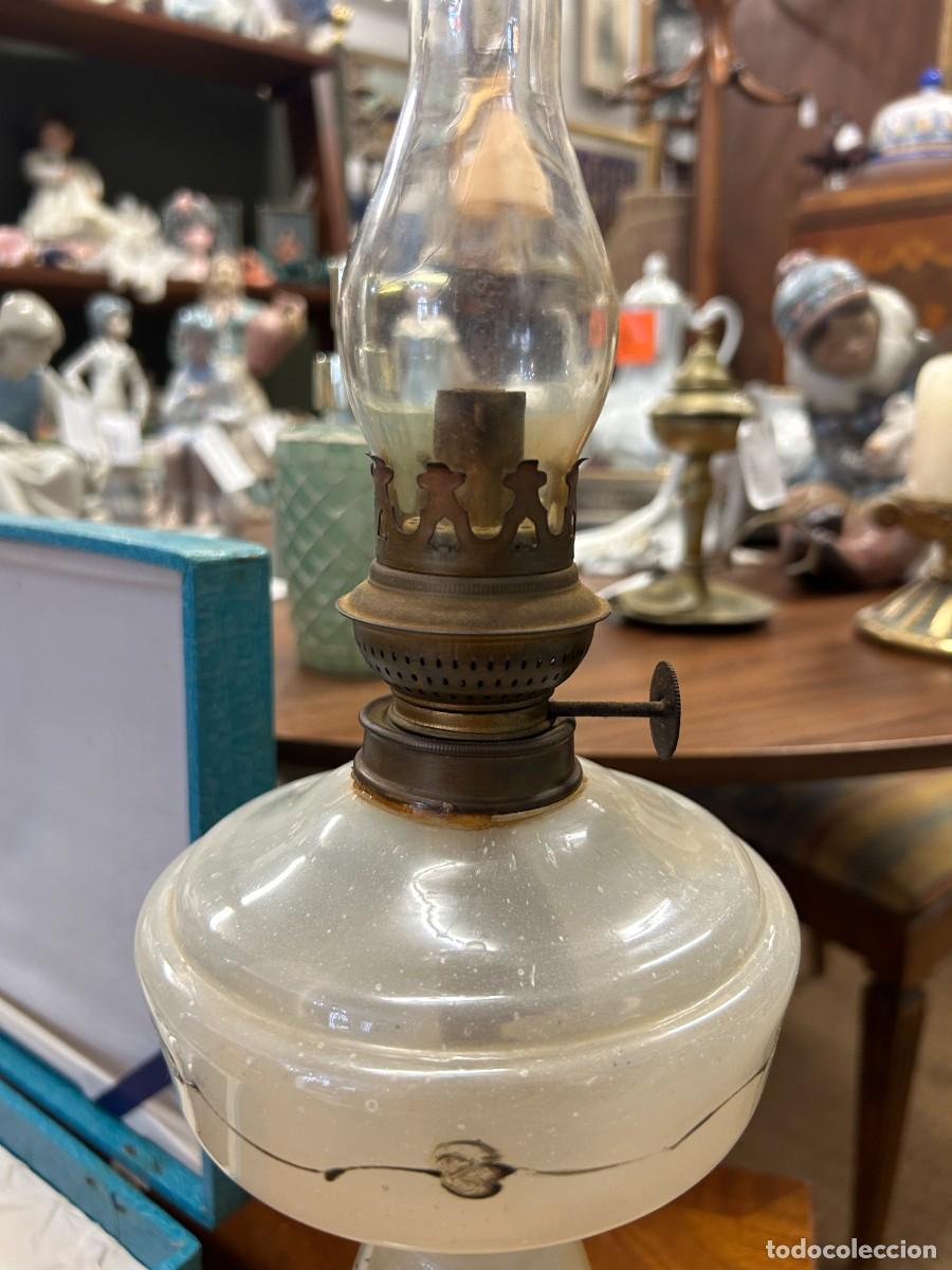 Vintage: Antiguo quinqu&eacute; de cristal soplado - Foto 3
