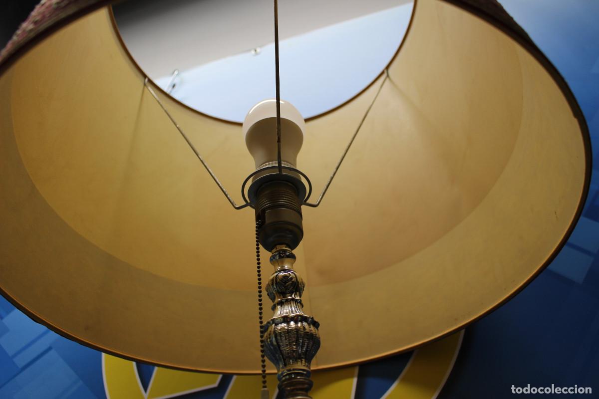 Vintage: L&aacute;mpara de mesa enorme. - Foto 4