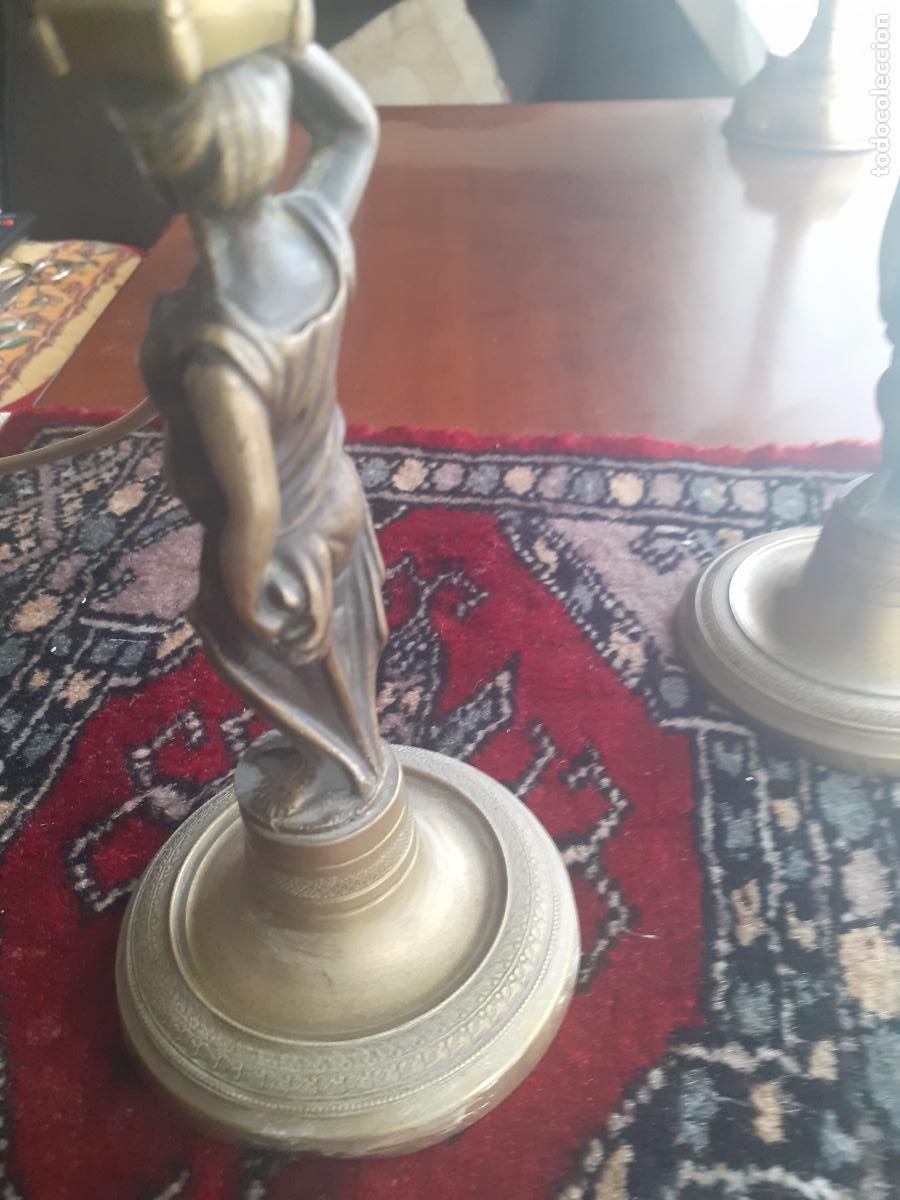 Vintage: Dos candelabros de bronze - Foto 5