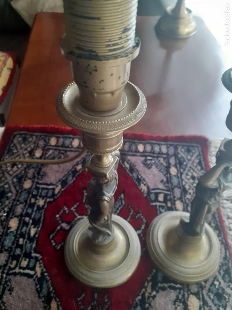 Vintage: Dos candelabros de bronze - Foto 7