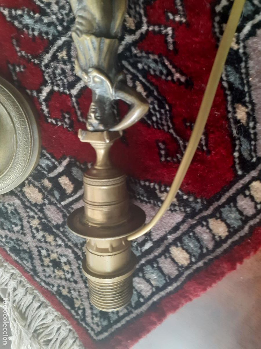 Vintage: Dos candelabros de bronze - Foto 10