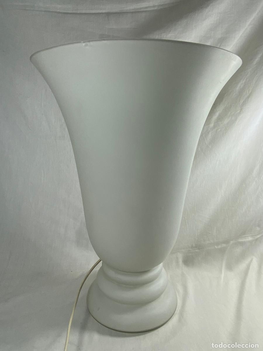 Vintage: L&aacute;mpara de mesa. Opalina. - Foto 2