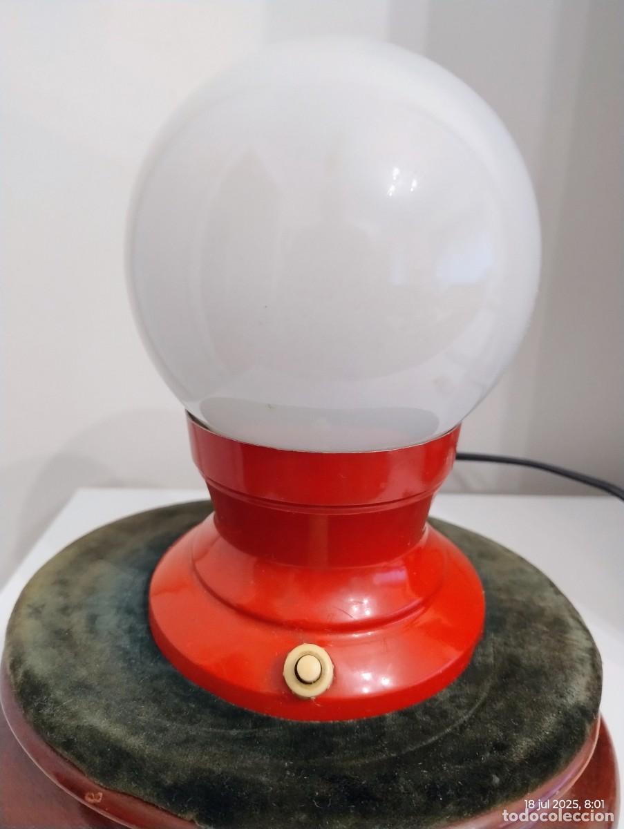 Vintage: LAMPARA MESA STYLE SPACE AGE BASE ROJA OPALINA BLANCA - Foto 2