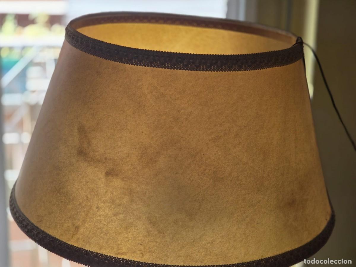 Vintage: L&aacute;mpara de pie de estilo cl&aacute;sico o tradicional. - Foto 2