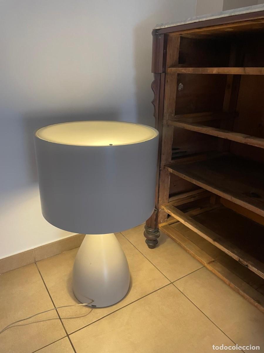 Vintage: L&aacute;mpara de dise&ntilde;o Vibia &ndash; Moderna y elegante - Foto 1