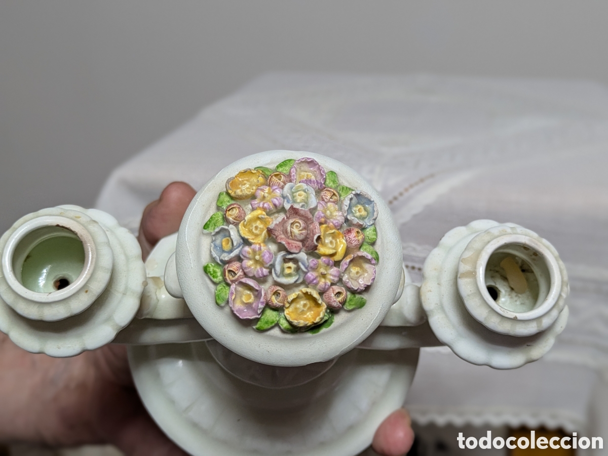 Vintage: Candelabro antiguo de porcelana - Foto 2