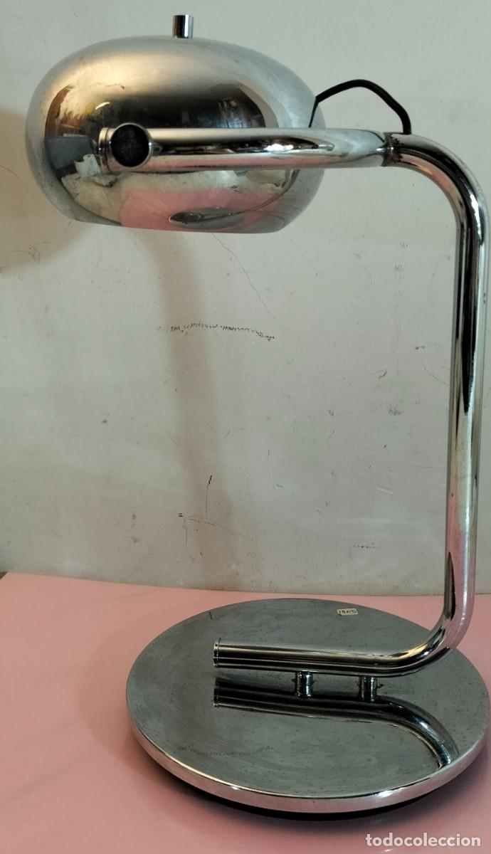 Vintage: Lampara de mesa cromada. 1960-70 . - Foto 2