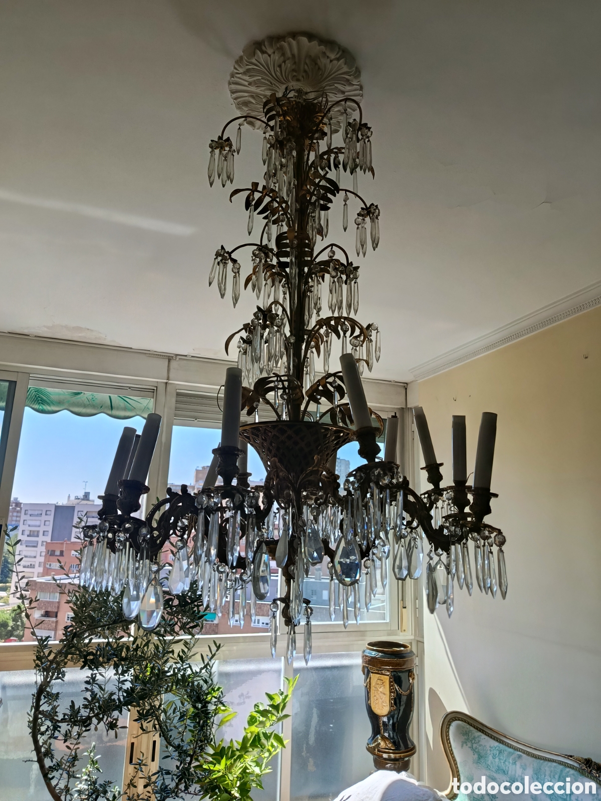 Vintage: L&aacute;mpara antigua de comedor de bronce y cristal - Foto 1