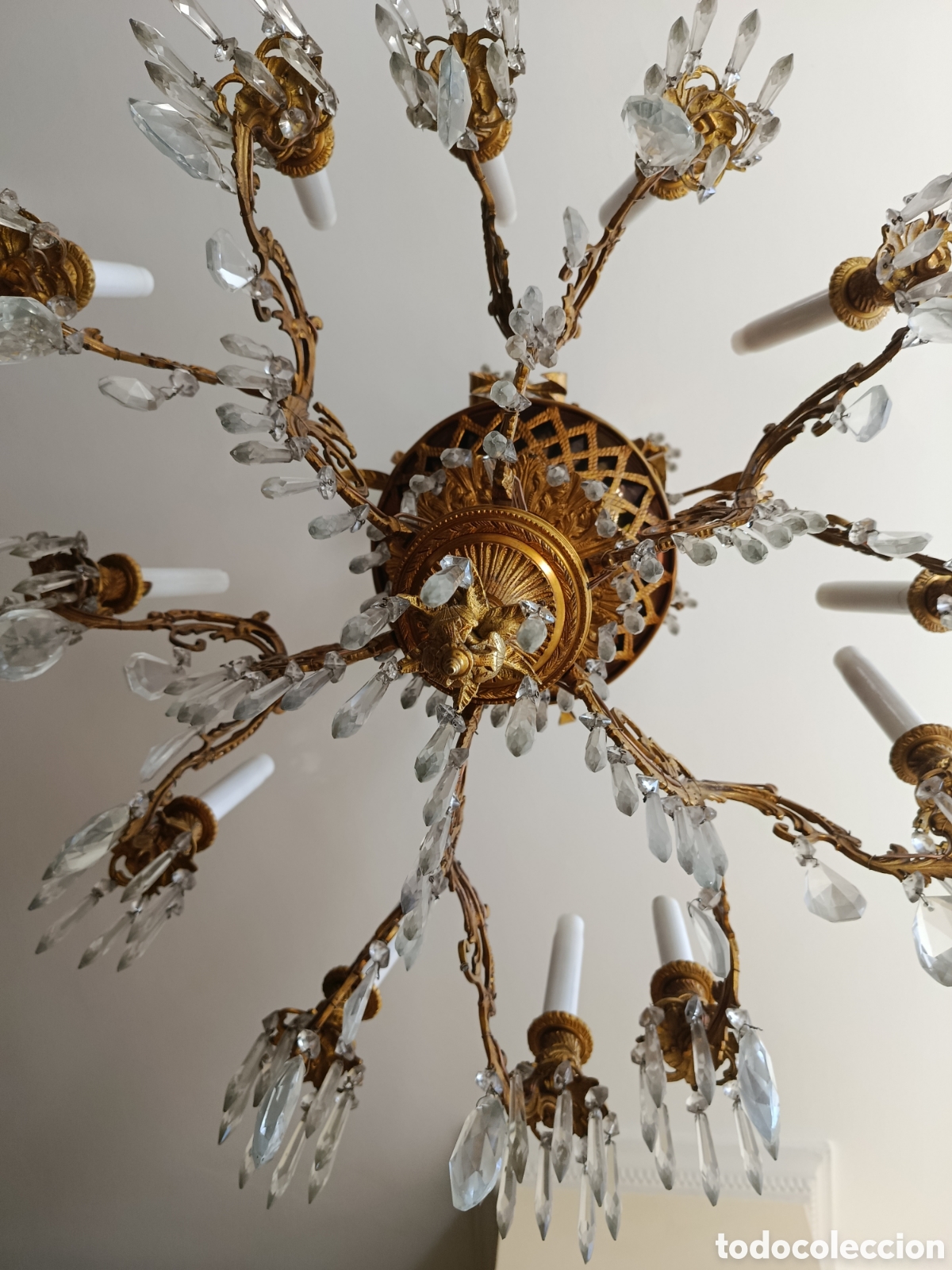 Vintage: L&aacute;mpara antigua de comedor de bronce y cristal - Foto 3
