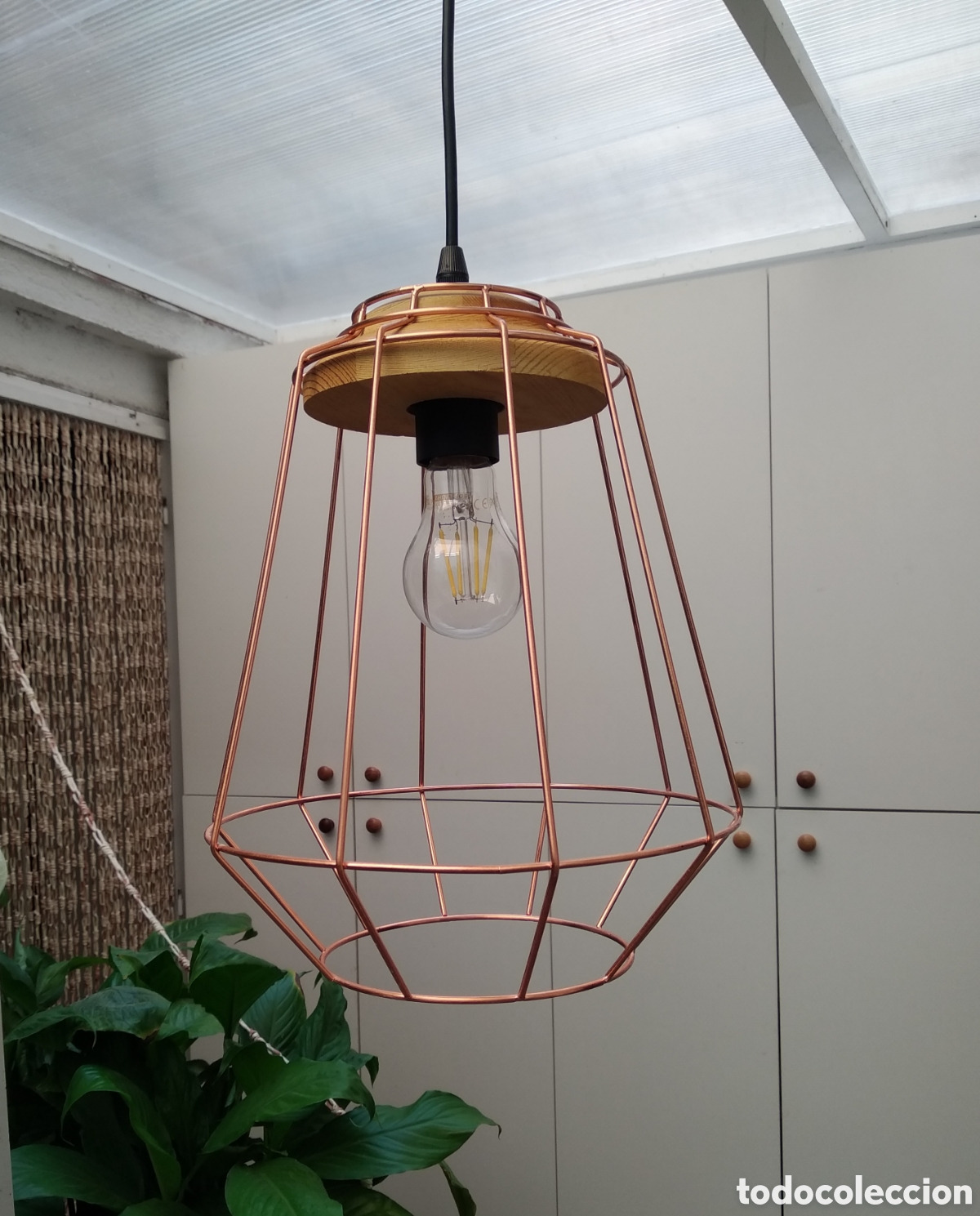 Vintage: L&aacute;mpara colgante de metal y madera - Foto 1