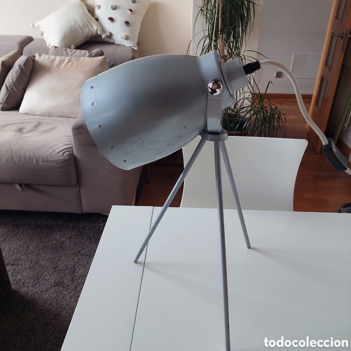 Vintage: Lampara de mesa 3 patas - Foto 3