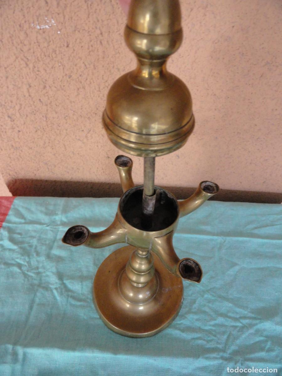 Vintage: Lampara de Aceite de 4 brazos de bronce. - Foto 1
