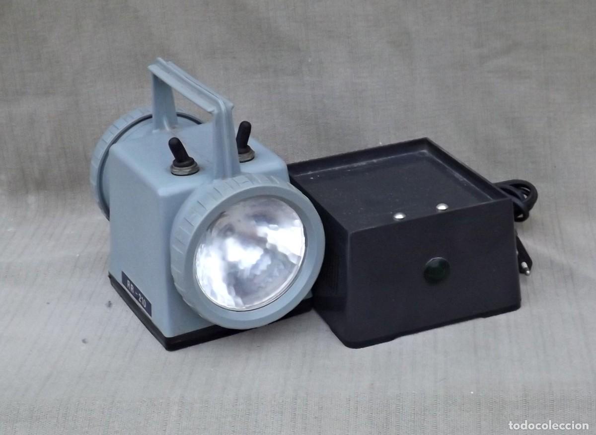 Vintage: LINTERNA, FAROL DE FERROVIARIO RR-210, RENFE - Foto 3