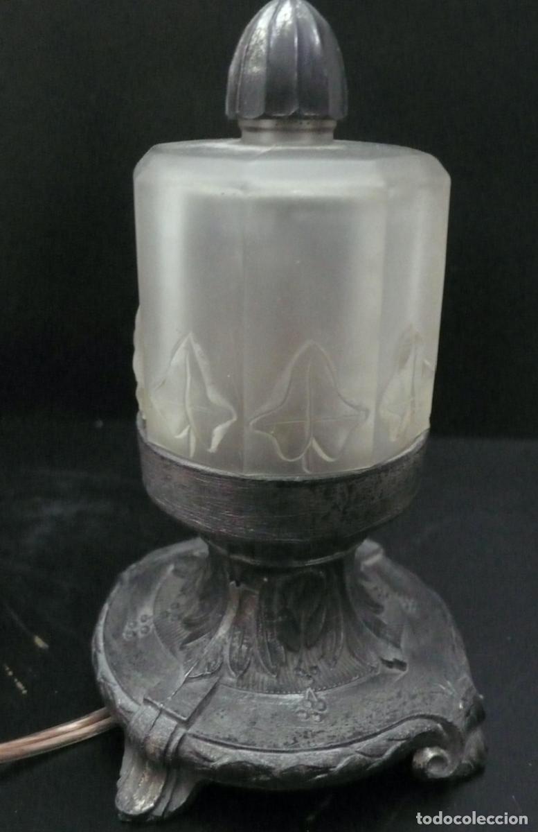 Vintage: PEQUE&Ntilde;A LAMPARA DE MESA - Foto 3