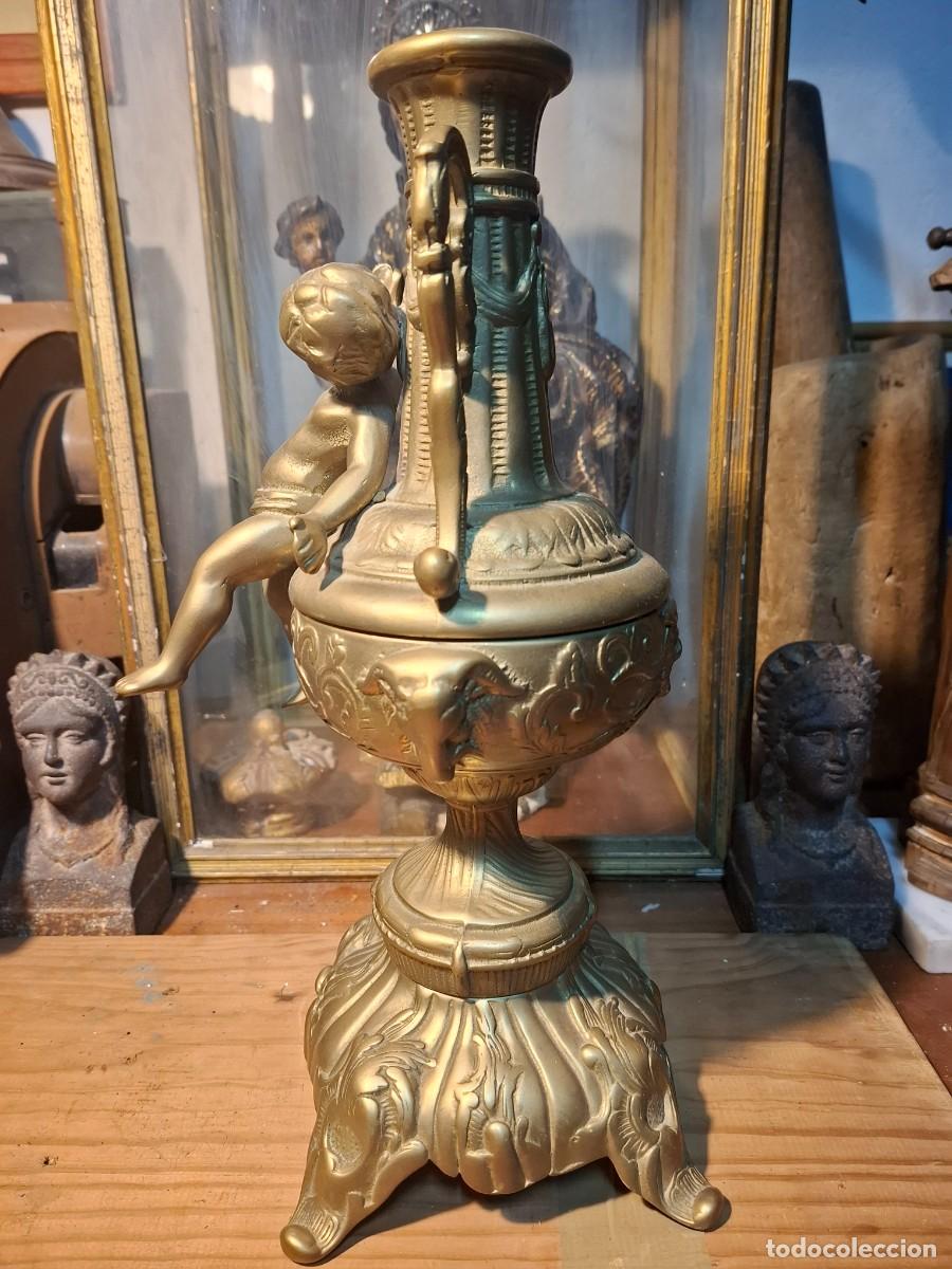 Vintage: Candelabro estilo barroco de lat&oacute;n, d&eacute;cada de 1900 - Foto 3
