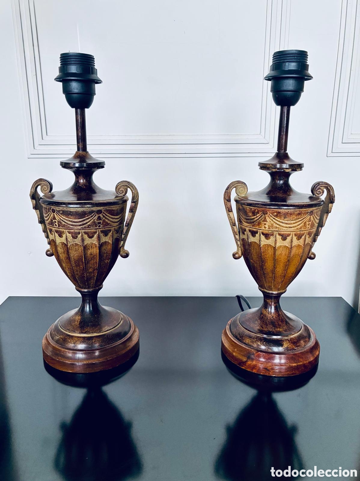 Vintage: Pareja l&aacute;mparas bronce y madera - Foto 2