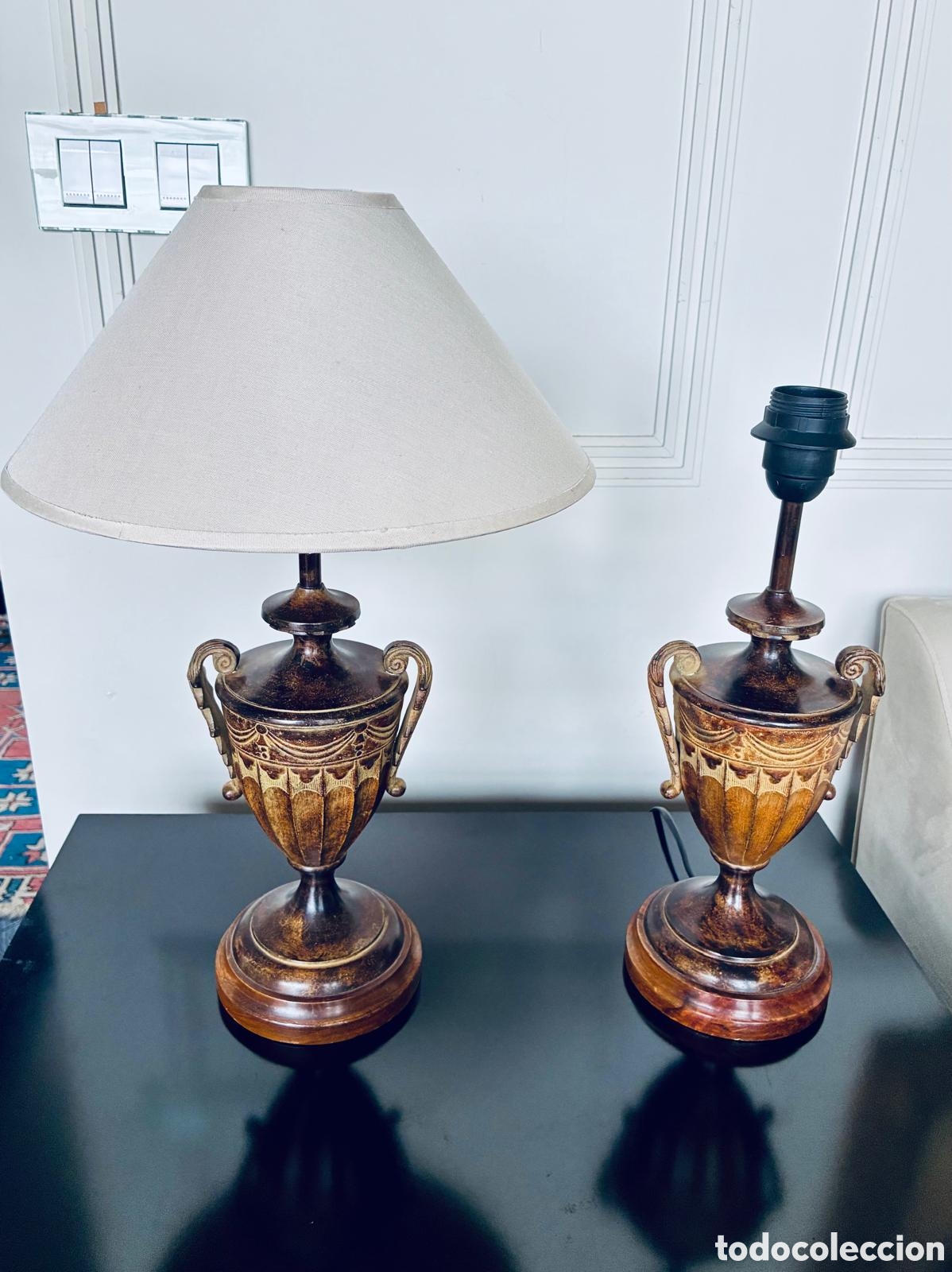 Vintage: Pareja l&aacute;mparas bronce y madera - Foto 3