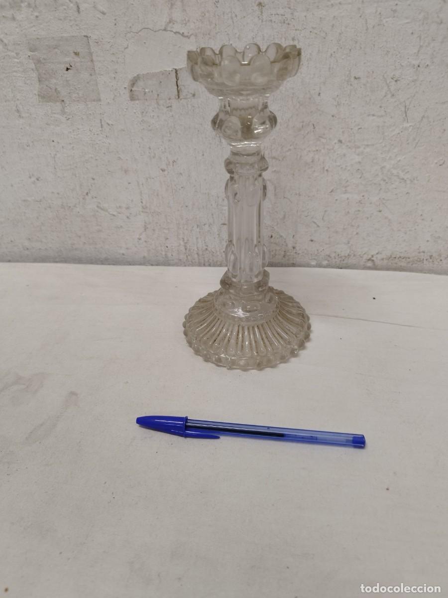 Vintage: Antiguo candelabro de cristal trabajado. - Foto 1