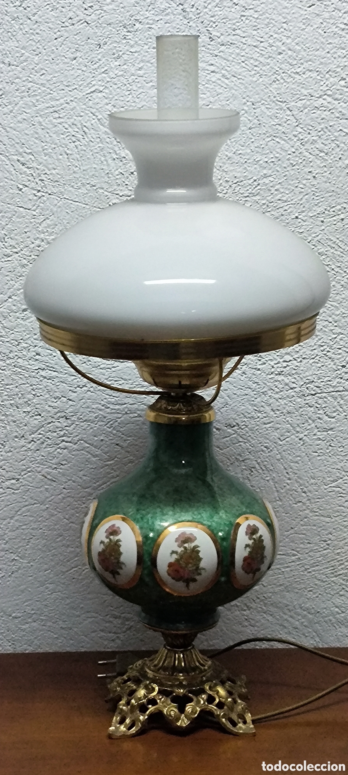Vintage: L&aacute;mpara vintage de sobremesa con pantalla de opalina - Foto 2