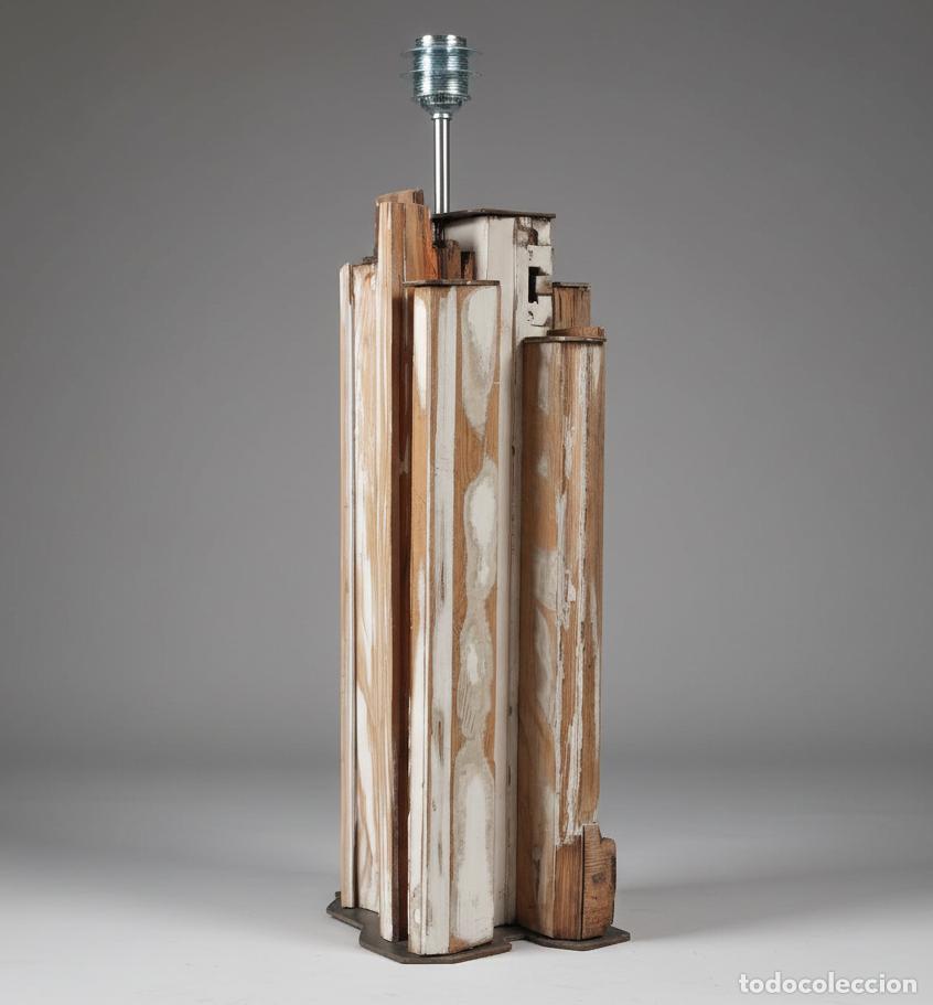 Vintage: L&aacute;mpara escultura de madera y hierro - Foto 1