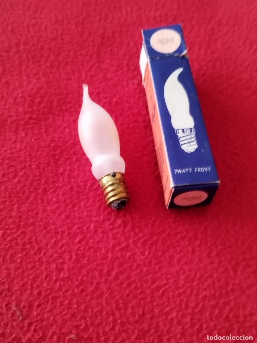 Vintage: Bombilla de llama esmerilada de 7 vatios. Sin probar. - Foto 1