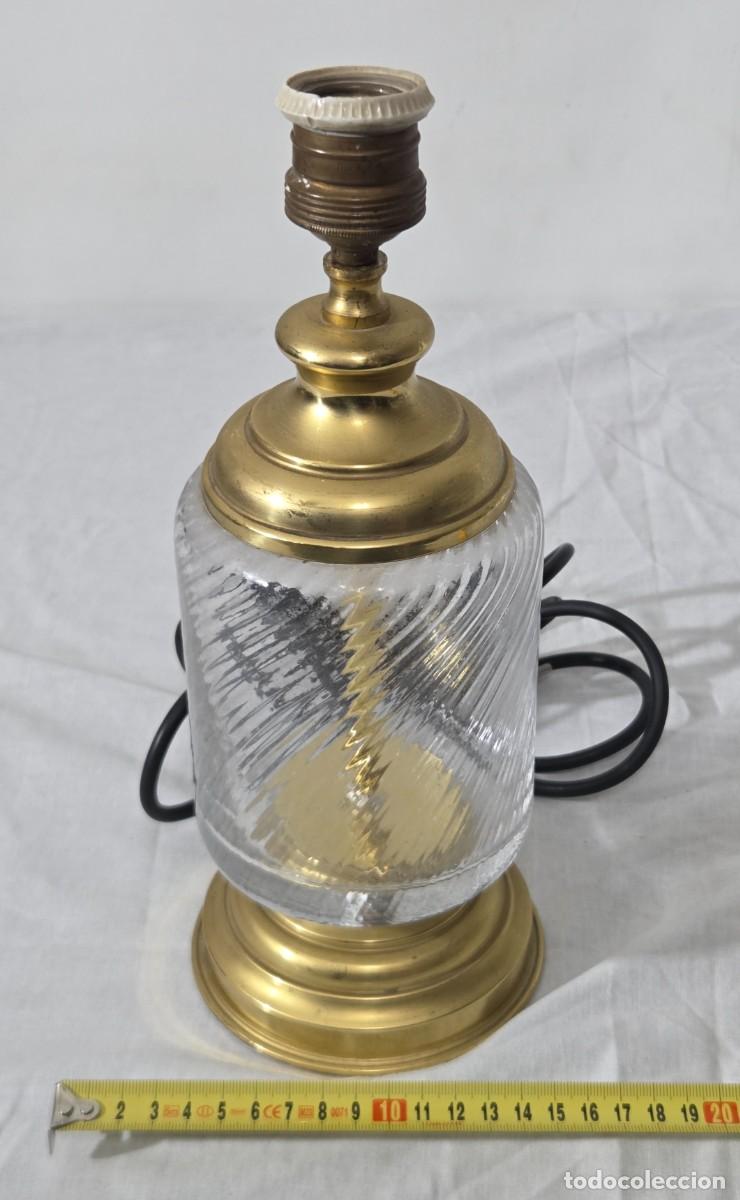 Vintage: Lampara de lat&oacute;n y vidrio, Funcionando - Foto 14