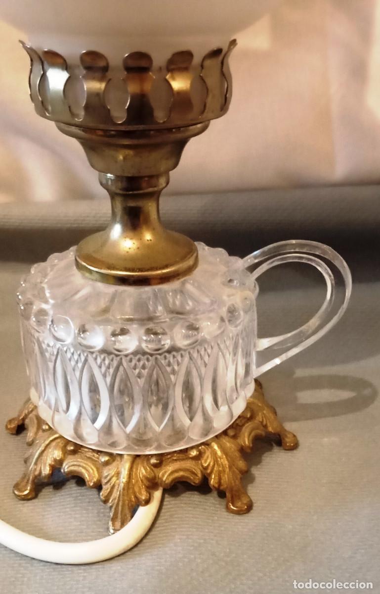Vintage: L&aacute;mpara de aceite electrificada de vidrio y Bronce - Foto 7