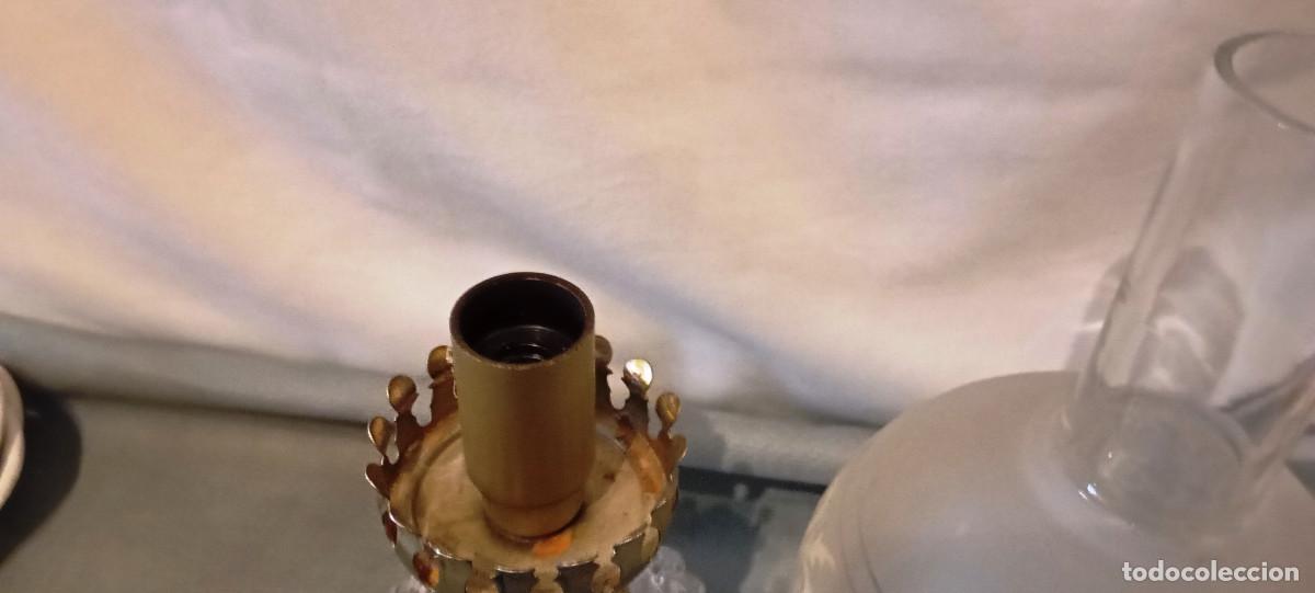 Vintage: L&aacute;mpara de aceite electrificada de vidrio y Bronce - Foto 11