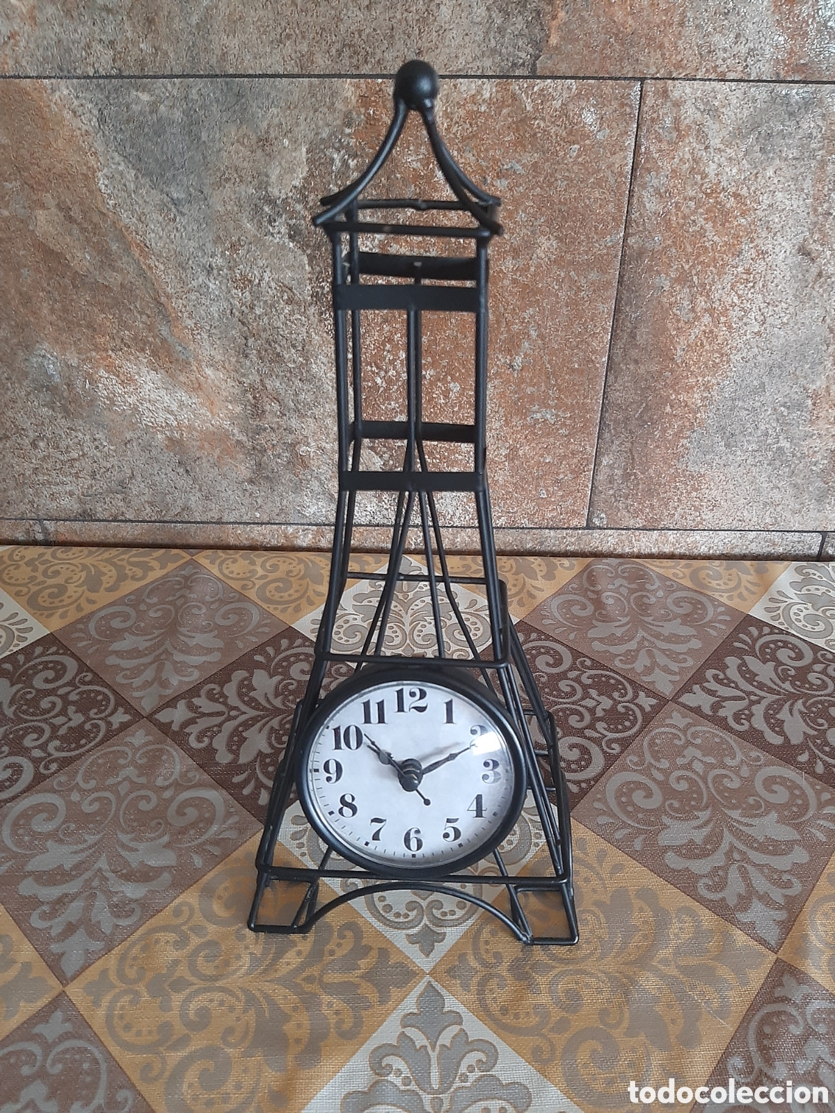 Vintage: Reloj Torre Eiffel hierro - Foto 1